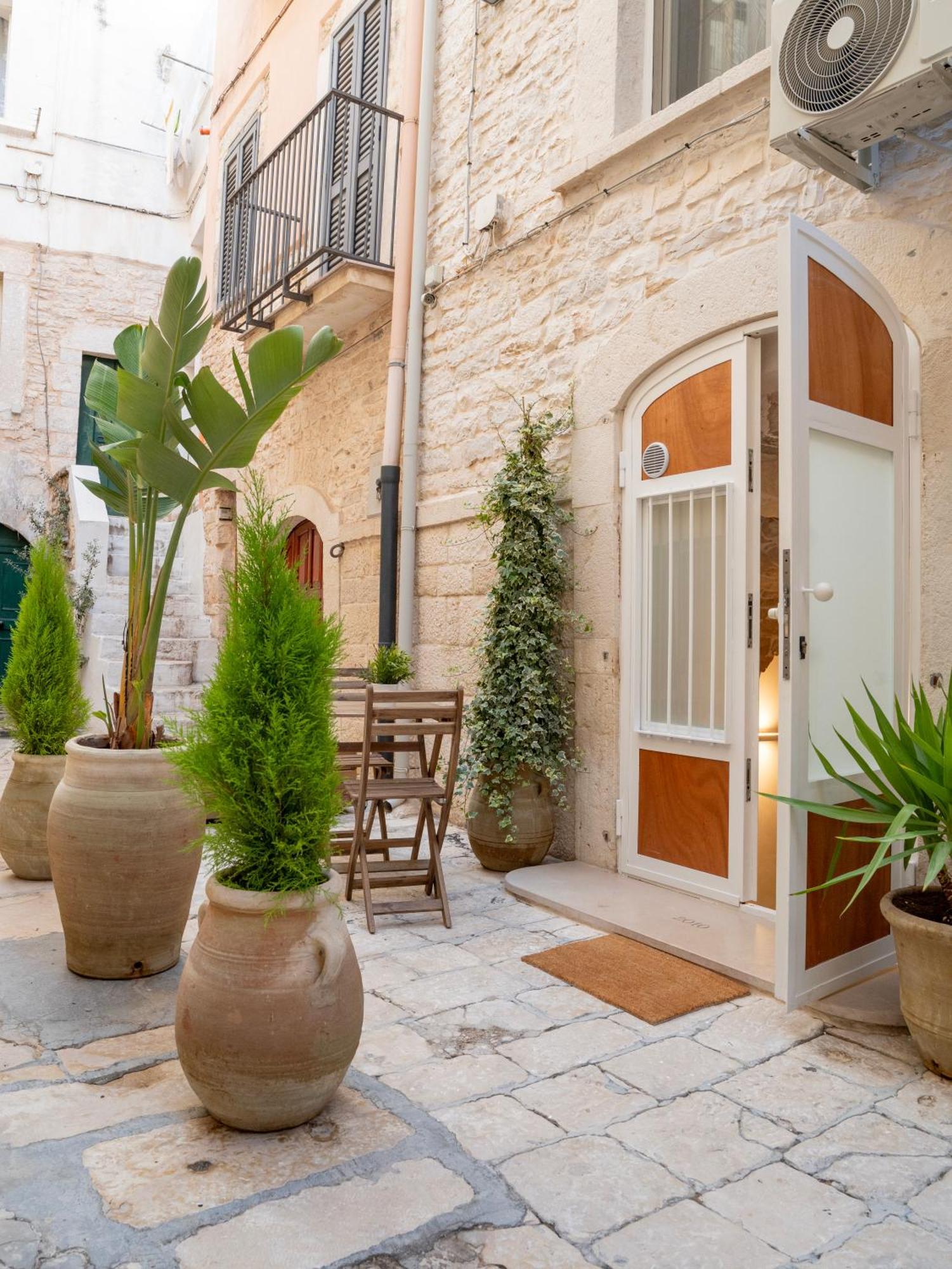 Dimora Corte Sant Angelo Hotel Bitonto Exterior photo